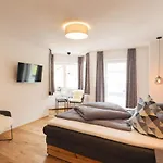 Seven Summits Appartement *